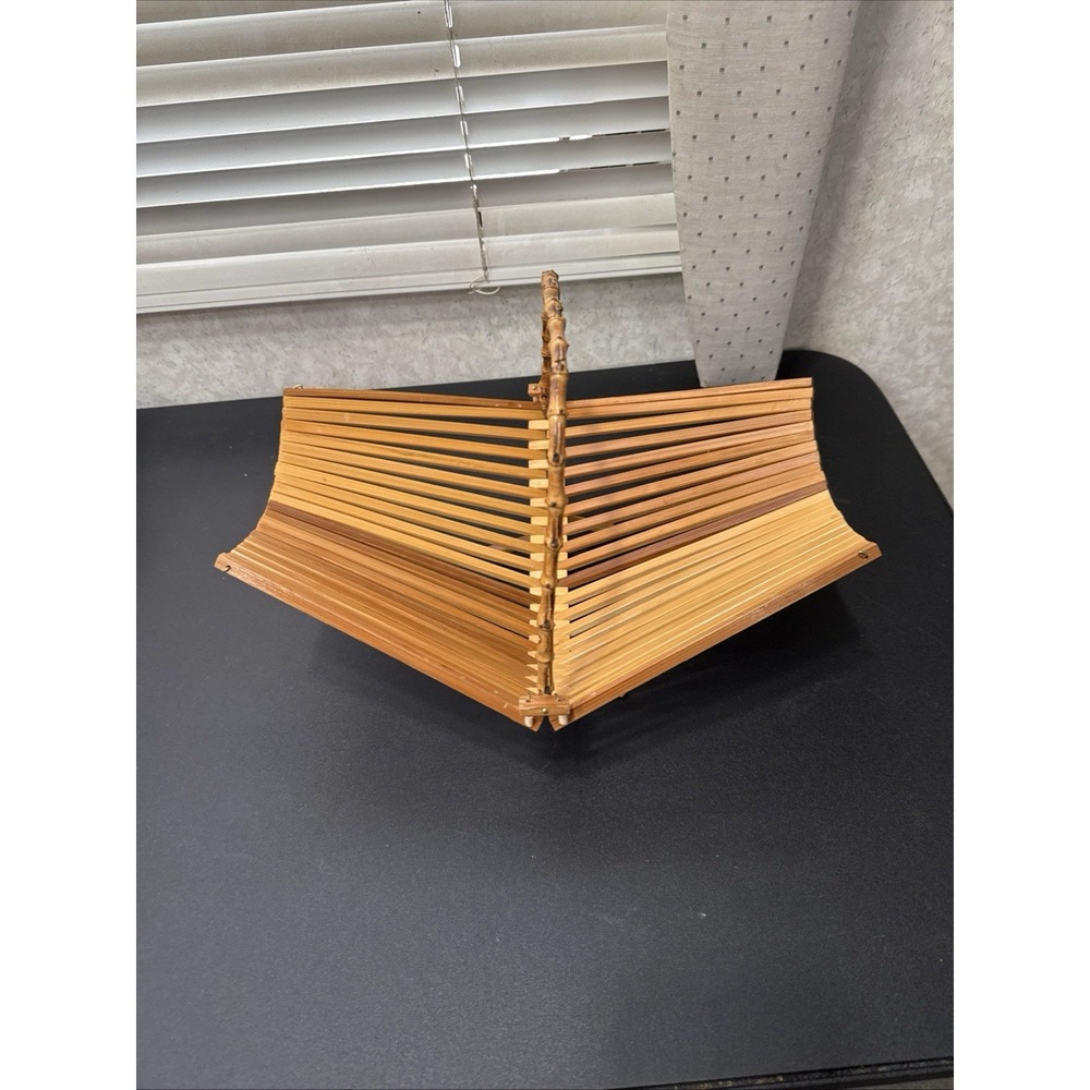Vintage Japanese Folding Basket MCM wood Bamboo Handle bread, fruit, veggies.